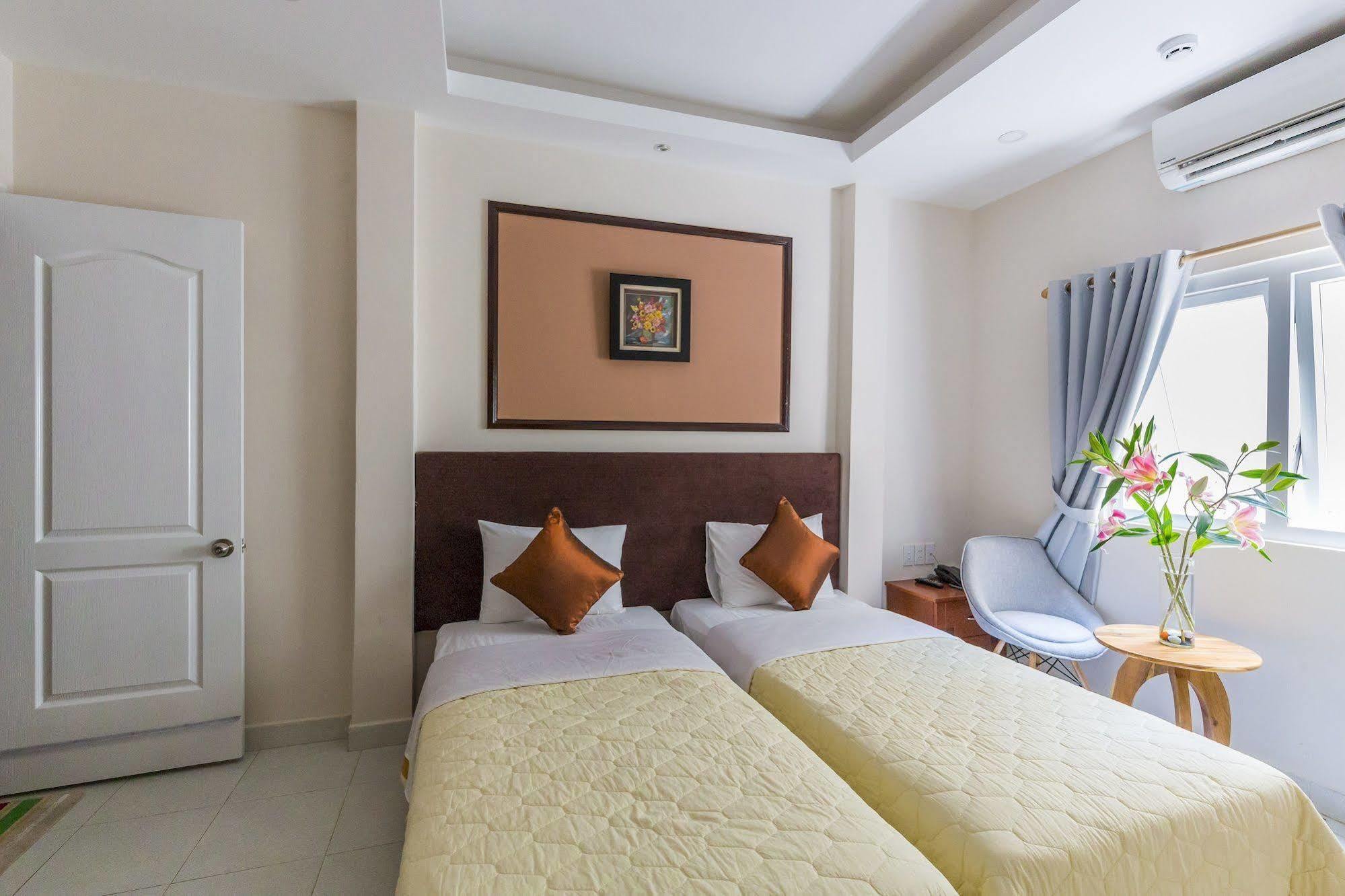 Giang Son 3 Hotel Хошимин Экстерьер фото