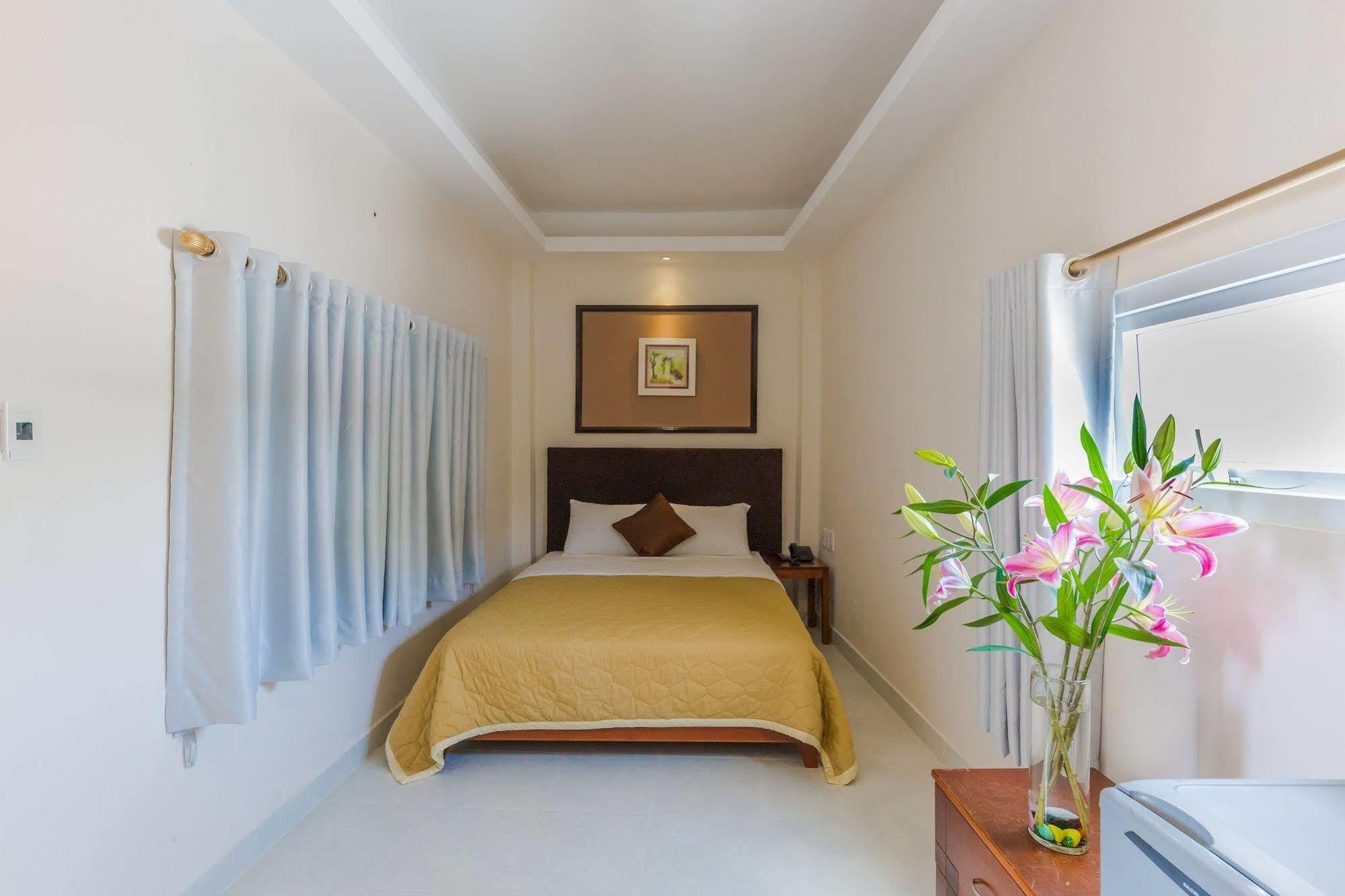 Giang Son 3 Hotel Хошимин Экстерьер фото